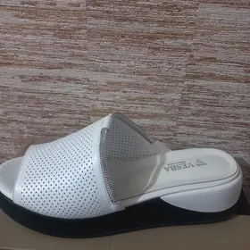 Шлепки женские