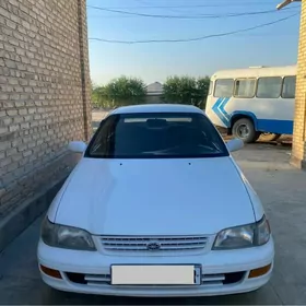 Toyota Corona 1995