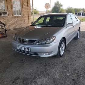 Toyota Camry 2005