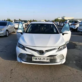 Toyota Camry 2020