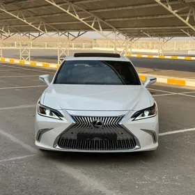 Lexus ES 350 2019