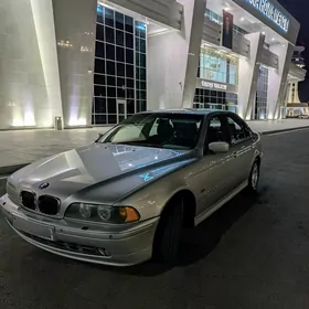 BMW E39 2002