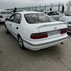 Toyota Corona 1992