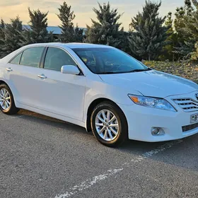 Toyota Camry 2011