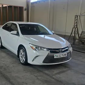 Toyota Camry 2017