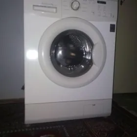 Кир ювужы машин."LG"