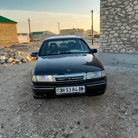 Opel Vectra 1990
