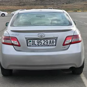 Toyota Camry 2010