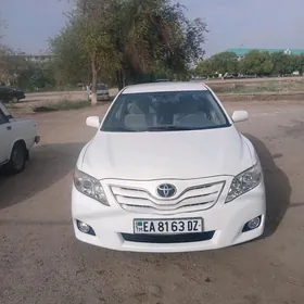 Toyota Camry 2011