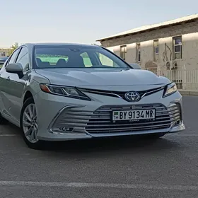 Toyota Camry 2022