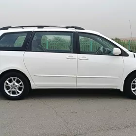 Toyota Sienna 2005