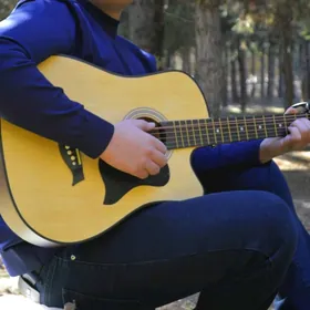 LINDA  GITARA