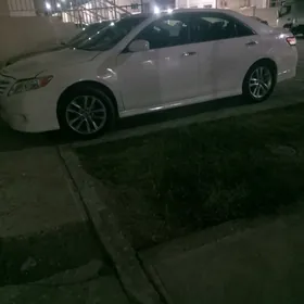 Toyota Camry 2011