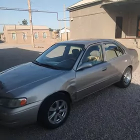 Toyota Corolla 2000