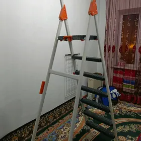Merdiwan, Стремянка