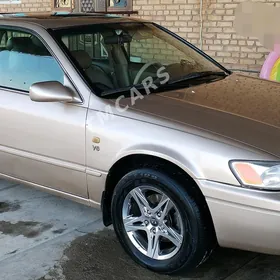 Toyota Camry 1999