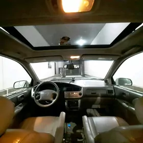 Toyota Sienna 2002
