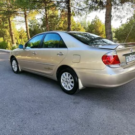 Toyota Camry 2005