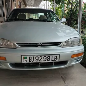 Toyota Camry 1995