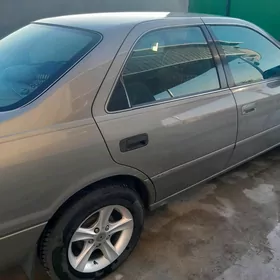 Toyota Camry 2000