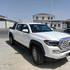 Toyota Tacoma 2021