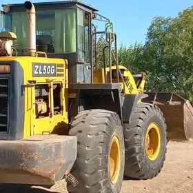 XCMG ZL50 2010