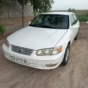 Toyota Camry 1999