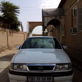 Opel Vectra 1990