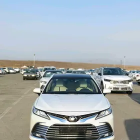 Toyota Camry 2022