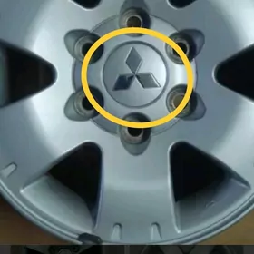 Mitsubishi kolpak