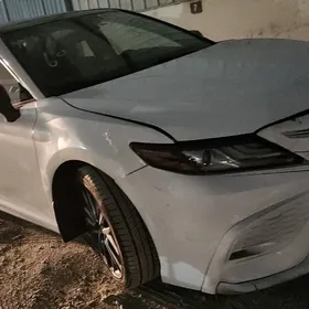 Toyota Camry 2022