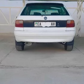 Opel Astra 1992