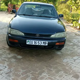 Toyota Camry 1993