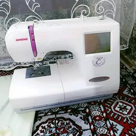JANOME