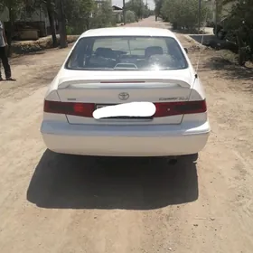 Toyota Camry 2000