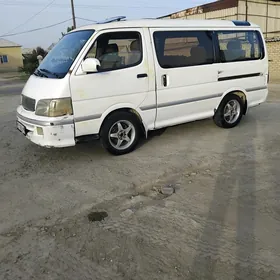 Toyota Hiace 2001