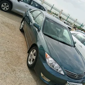 Toyota Camry 2005