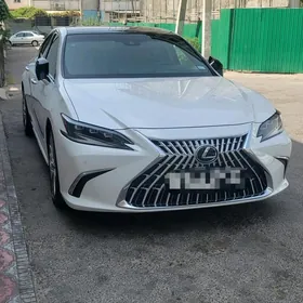 Lexus ES 350 2022