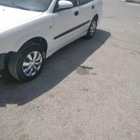 Chevrolet Epica 2005