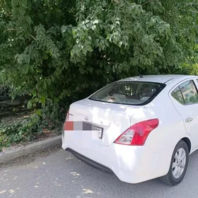 Nissan Sunny 2014