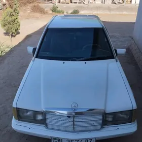 Mercedes-Benz 190E 1992