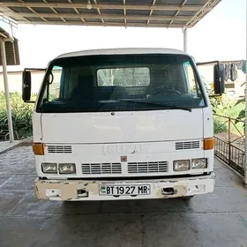 Isuzu Pickup 1993