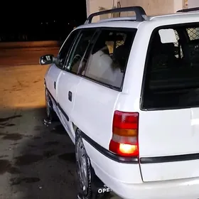 Opel Astra 1996