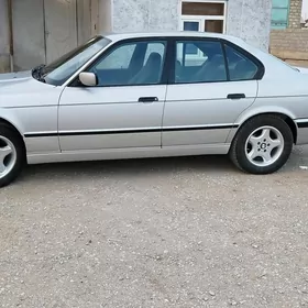BMW 525 1992