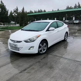Hyundai Elantra 2011