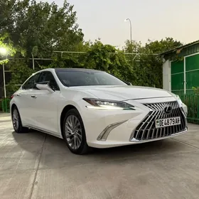 Lexus ES 350 2021