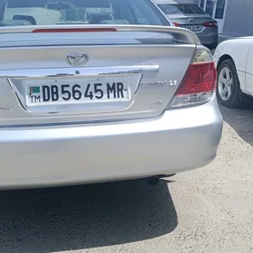 Toyota Camry 2004