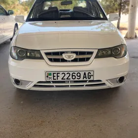 Daewoo Nexia 2015