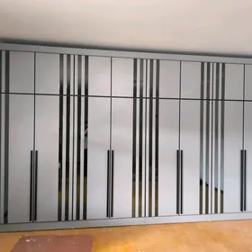  MEBEL  STENKA 