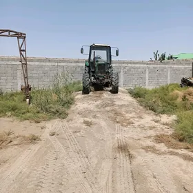 MTZ 82 2003